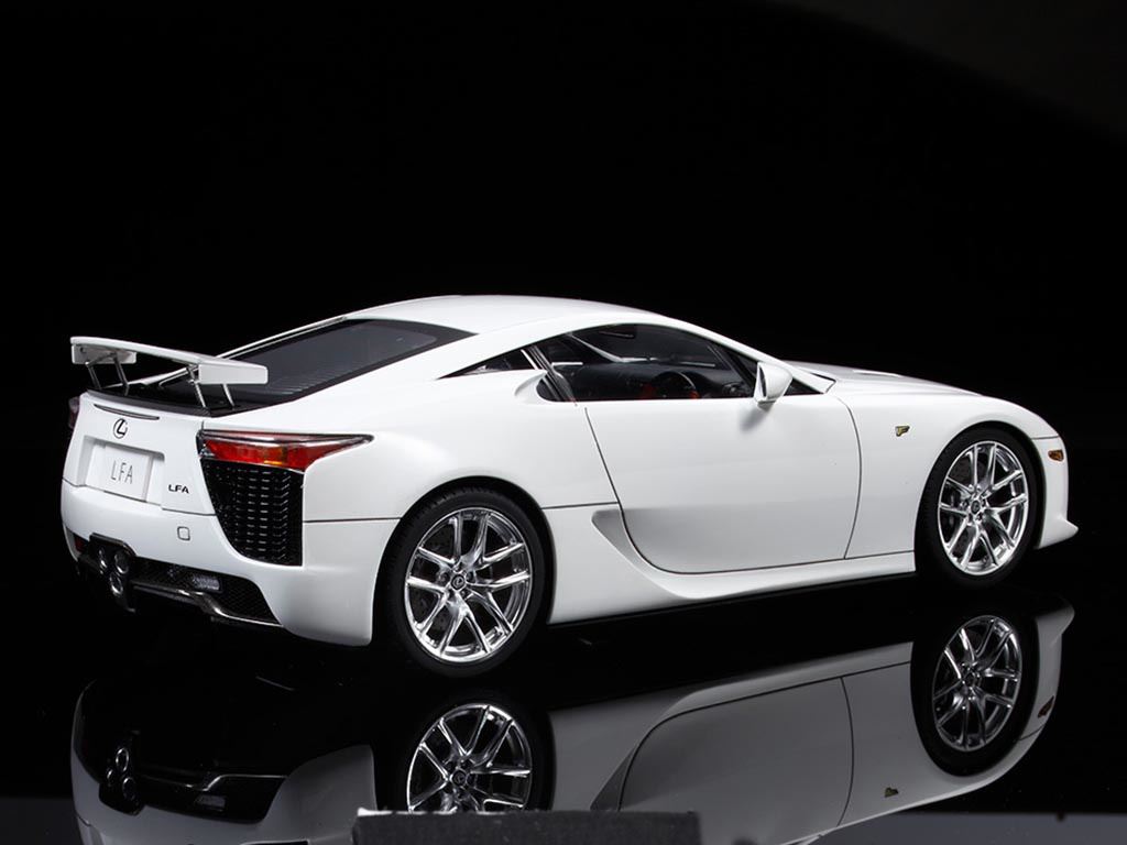 Tamiya LEXUS LFA
