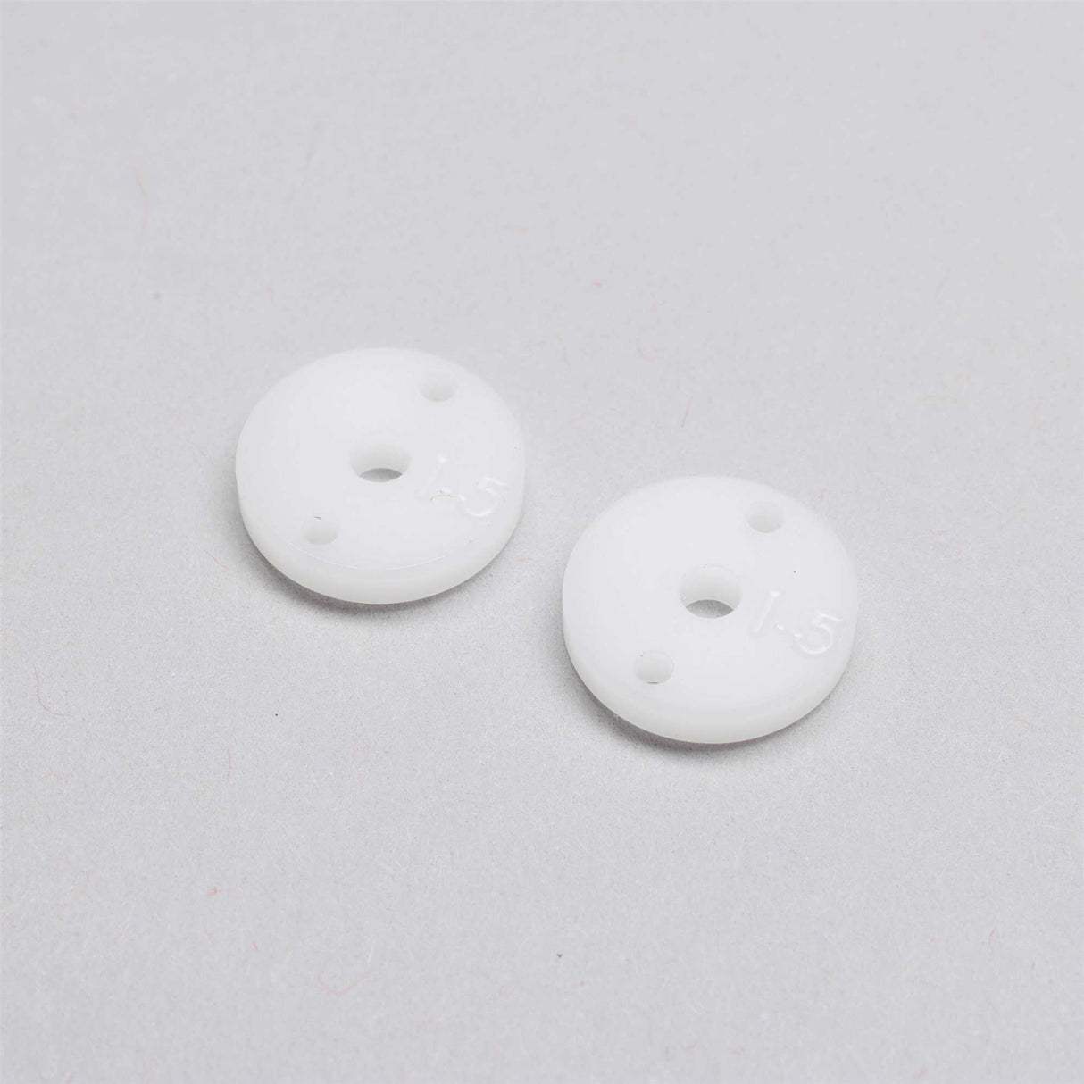 TLR Machined Shock Pistons, 2.3mm, 2 x 1.5mm, G3 (2)