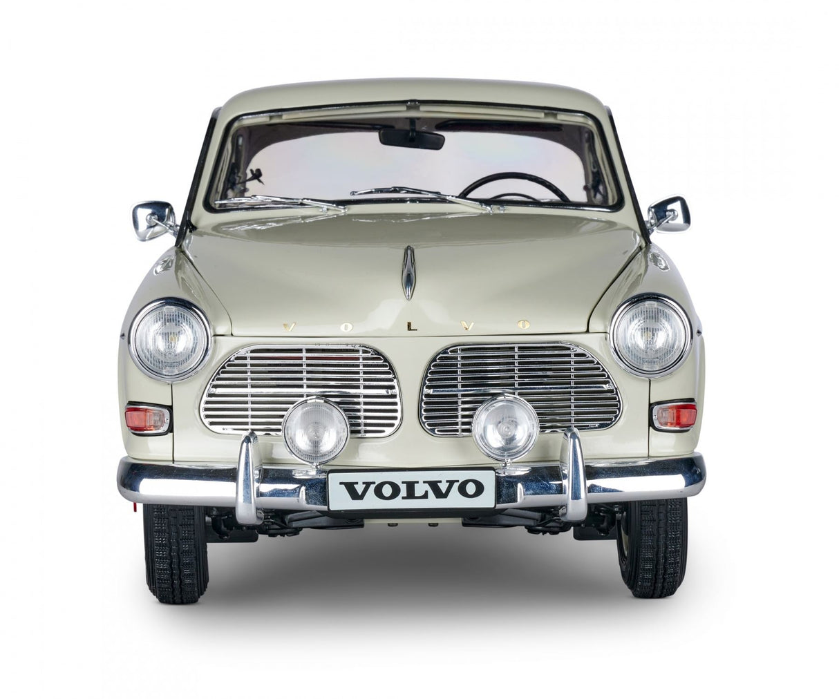 Ixo (Parent) Full Kit Volvo S122 Amazone 1/8 Scale Metal Kit