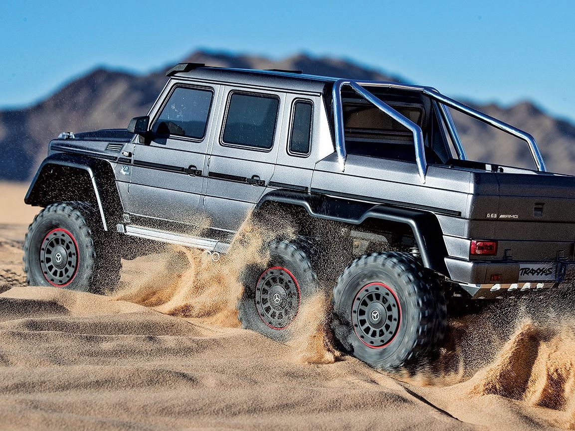 Traxxas TRX-6 6x6 Mercedes G63 Silver