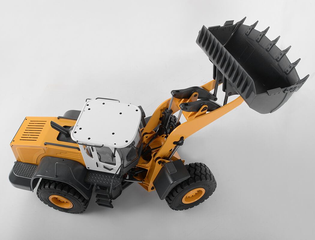 RC4WD 1/14 EARTH MOVER 870K HYDRAULIC WHEEL LOADER (YELLOW AND WHITE)