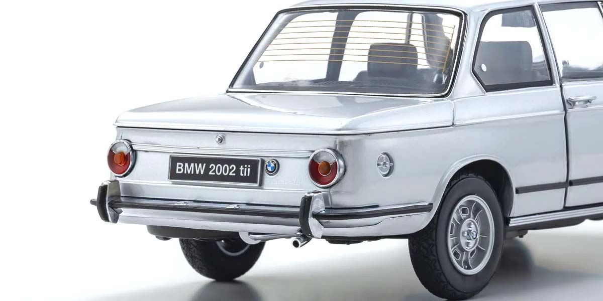Kyosho 1:18 Bmw 2002 Tii 1972 Silver