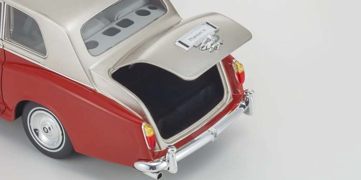 Kyosho 1:18 Rolls-Royce Phantom Vi Ewb 1968 Red-Light Beige