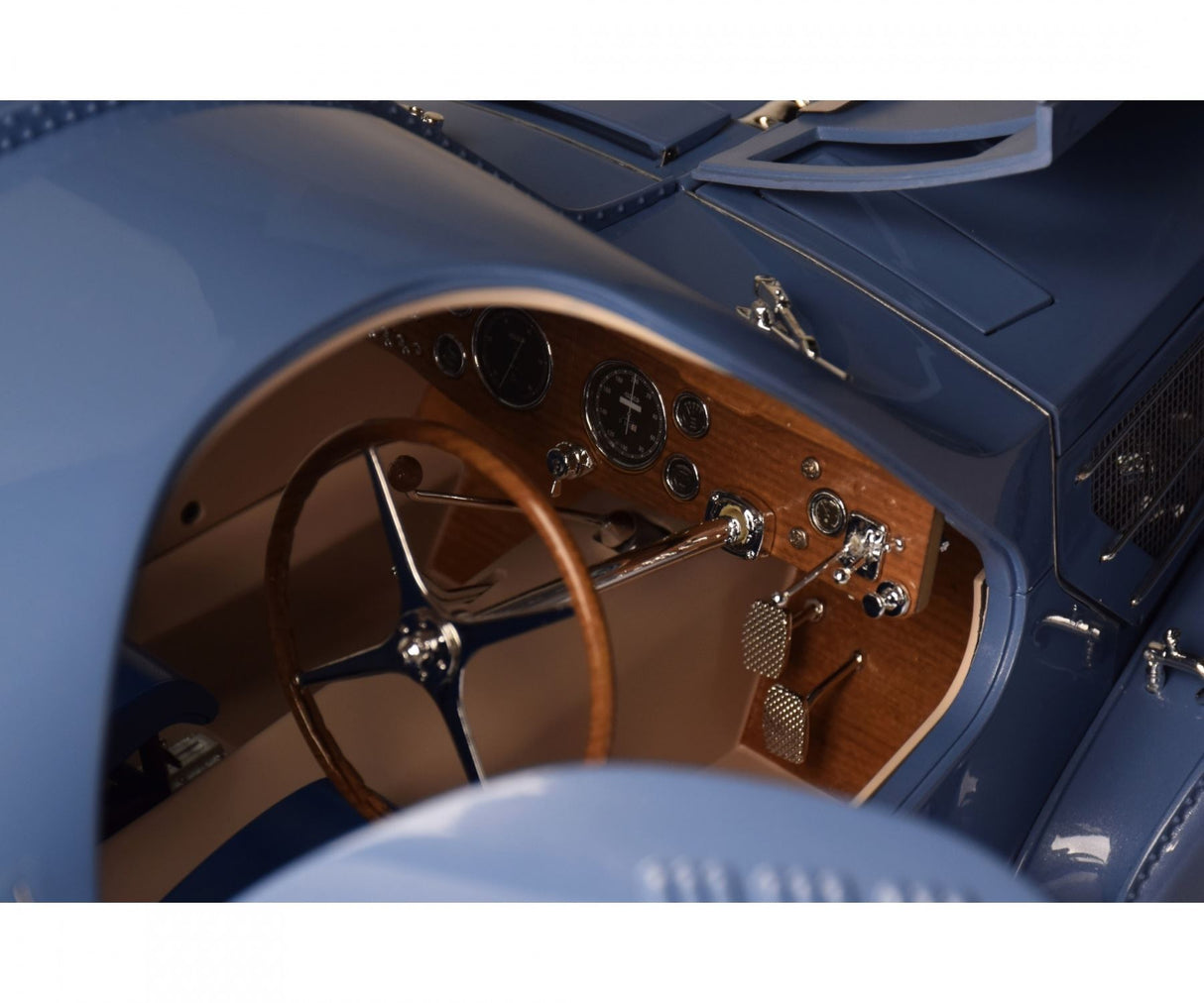 Ixo (Parent) Full Kit Bugatti Sc57 Atlantic 1/8 Scale Metal Kit