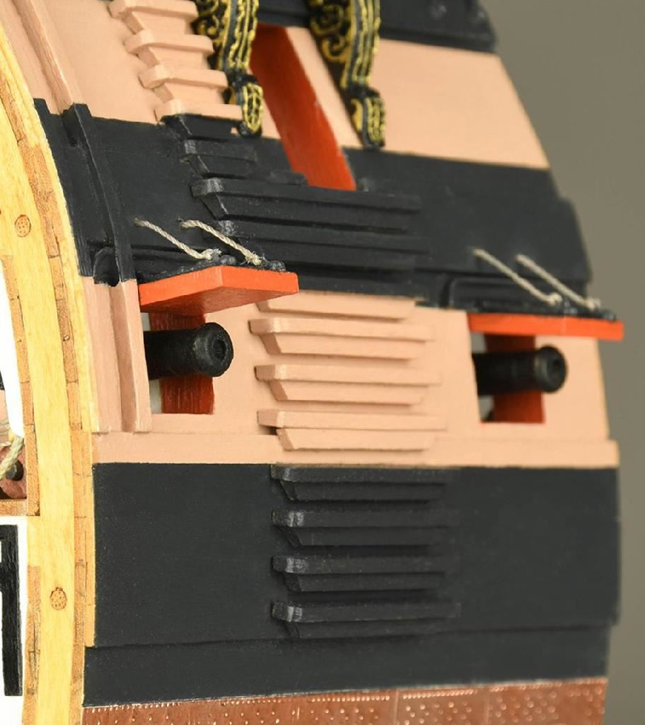 Artesania HMS VICTORY CROSS SECTION 1/72