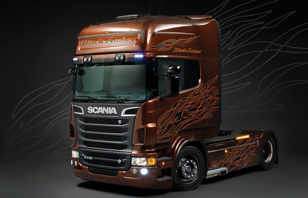 Italeri SCANIA R BLACK AMBER