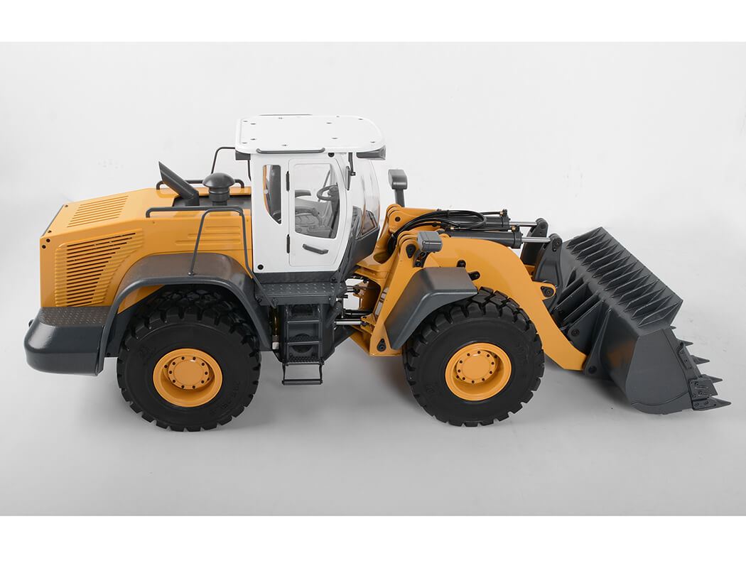 RC4WD 1/14 EARTH MOVER 870K HYDRAULIC WHEEL LOADER (YELLOW AND WHITE)
