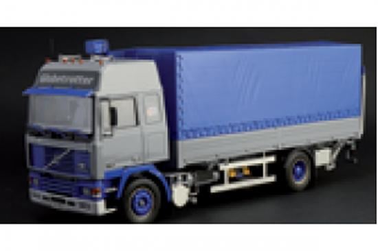 Italeri Volvo F16 Globetrotter Canvas Truck