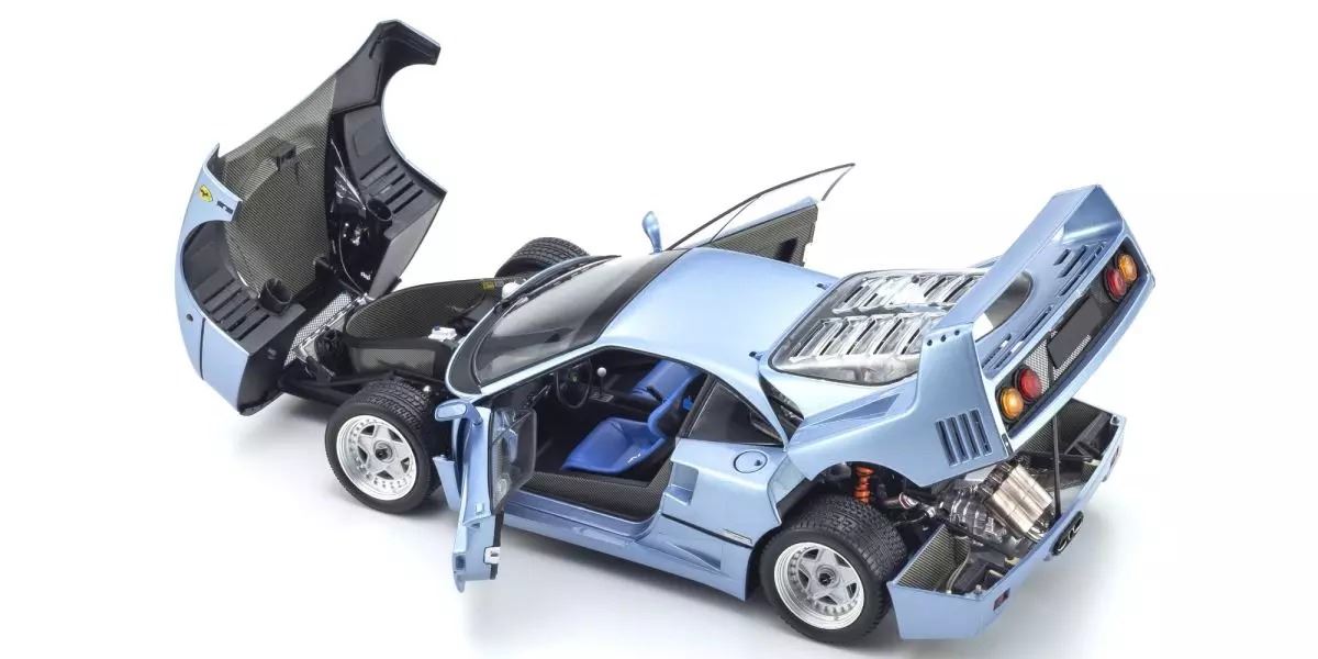 Kyosho 1:18 Ferrari F40 Light Blue Metallic 1987 Die-Cast Collection