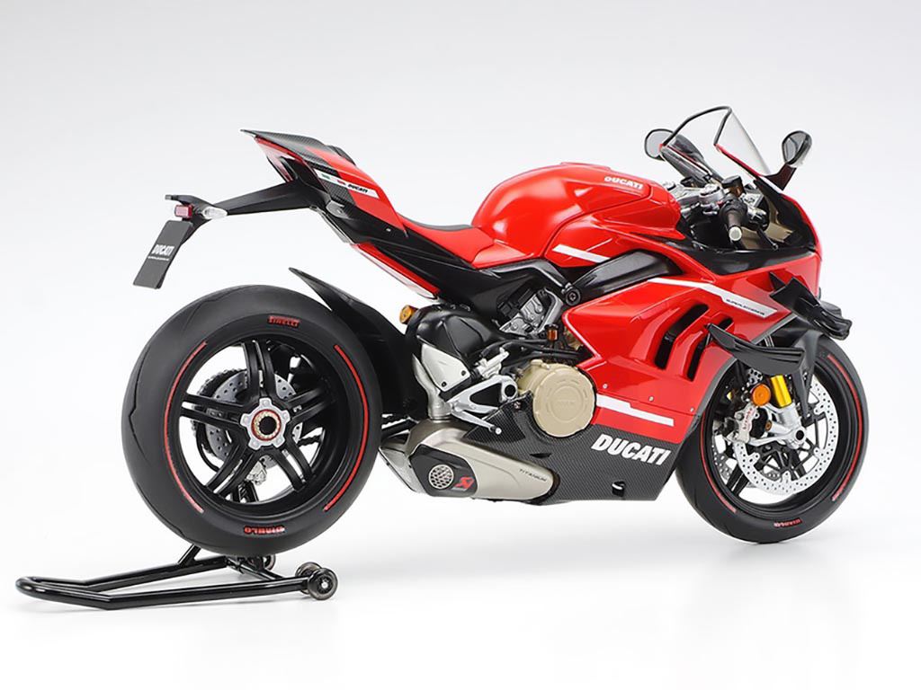 Tamiya DUCATI SUPERLEGGERA V4
