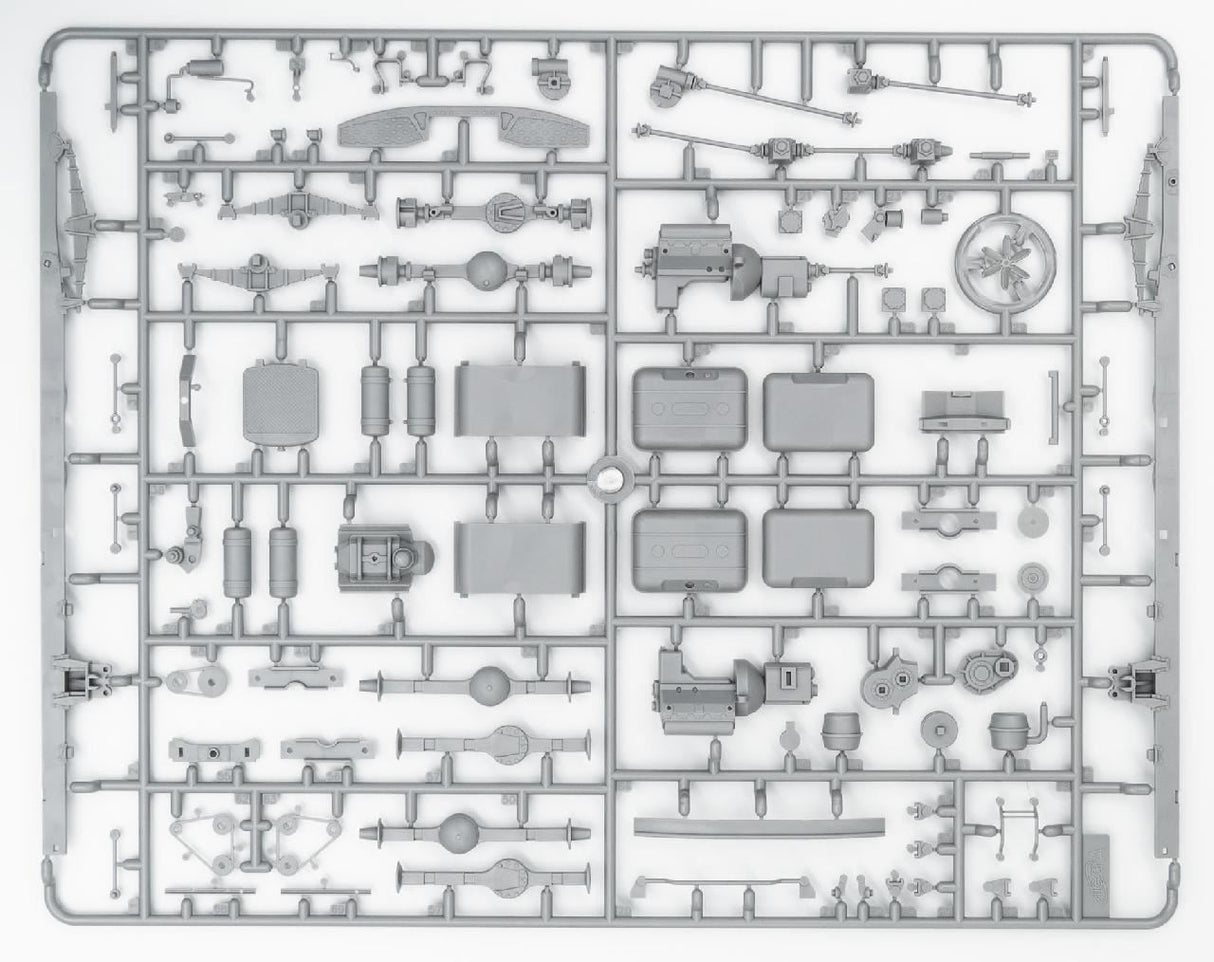 Icm Fire Trucks Of Ukraine, Ac-40-137A & Ar-2 (Set Of 2)