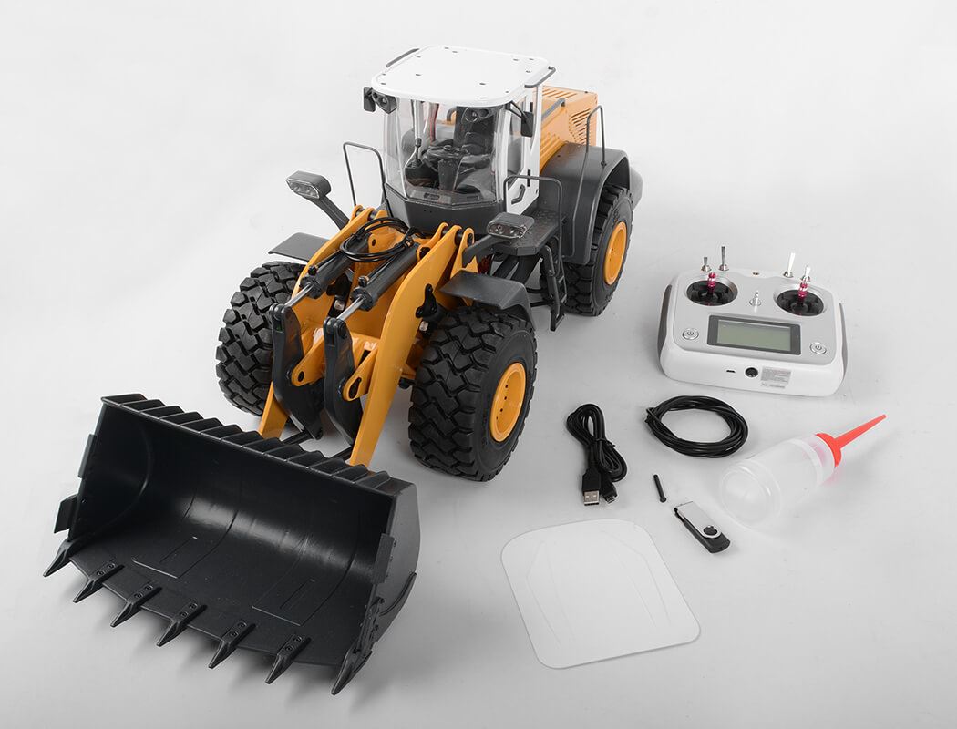 RC4WD 1/14 EARTH MOVER 870K HYDRAULIC WHEEL LOADER (YELLOW AND WHITE)