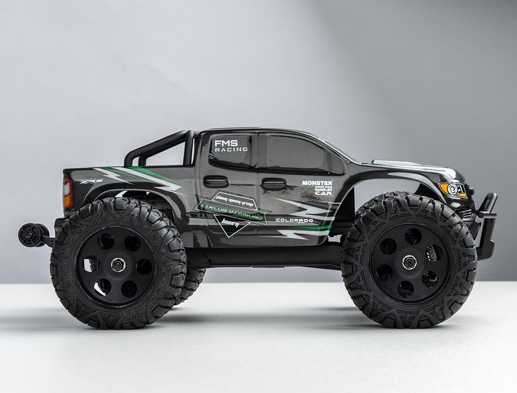 FMS FMT24 1/24TH CHEVROLET COLORADO TRUCK RTR - BLACK