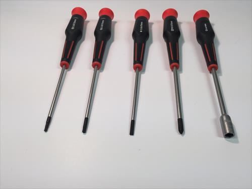 LOGIC Car Set (2mm Hex,2.5mm Hex,3mm Flat,PH1,5.5mm Box)