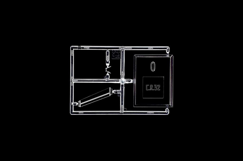 Italeri Fiat CR 32 Freccia