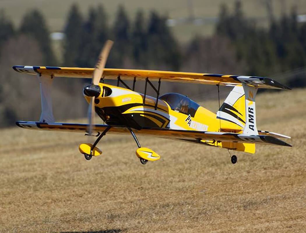 Precision Aerobatics Ultimate Amr V3 - Yellow
