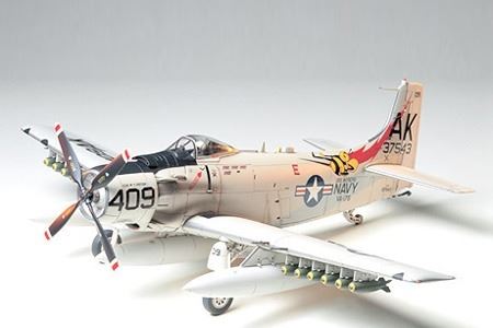 Tamiya Skyraider U.S.Navy