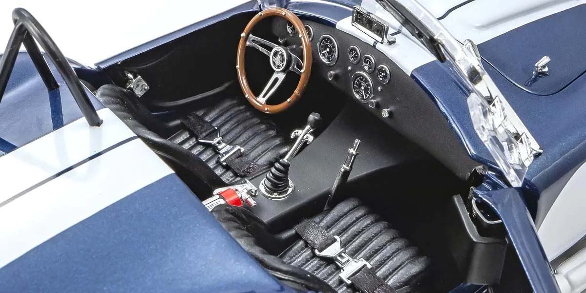 Kyosho 1:18 Shelby Cobra 427 S/C Spider 1962 Dark Blue-White