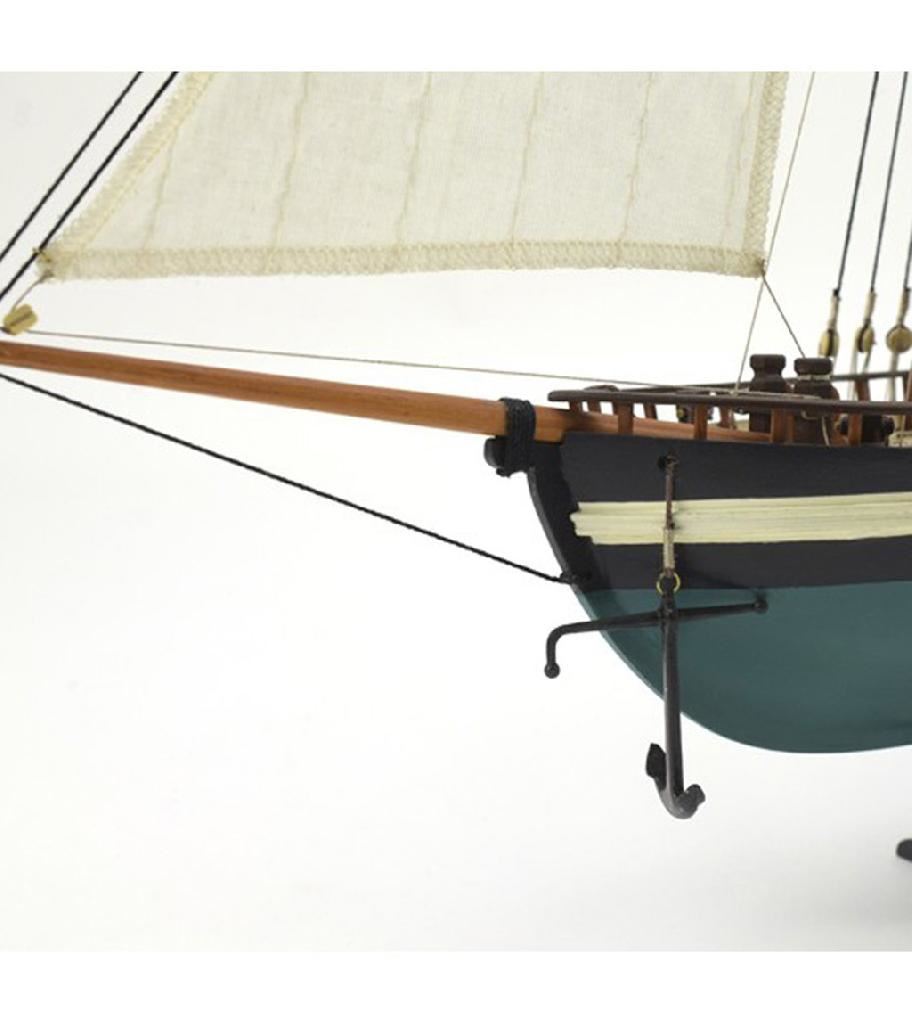 Artesania 1/40 VIRGINIA AMERICAN SCHOONER 2022 with stand