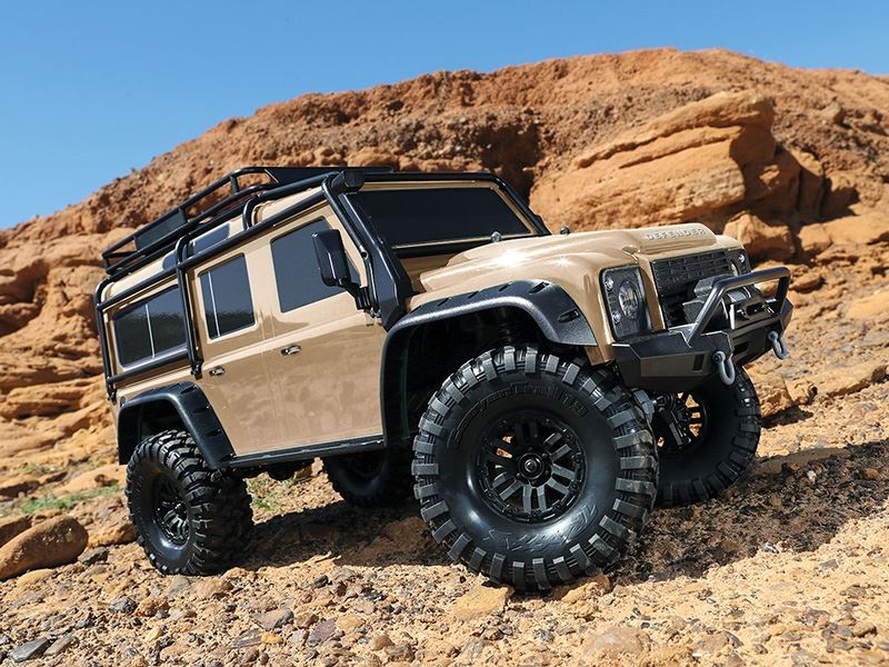 Traxxas TRX-4 Land Rover Defender 110 with Winch - Sand