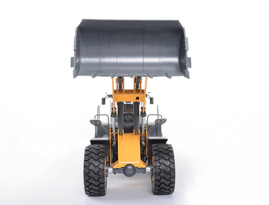 RC4WD 1/14 EARTH MOVER 870K HYDRAULIC WHEEL LOADER (YELLOW AND WHITE)
