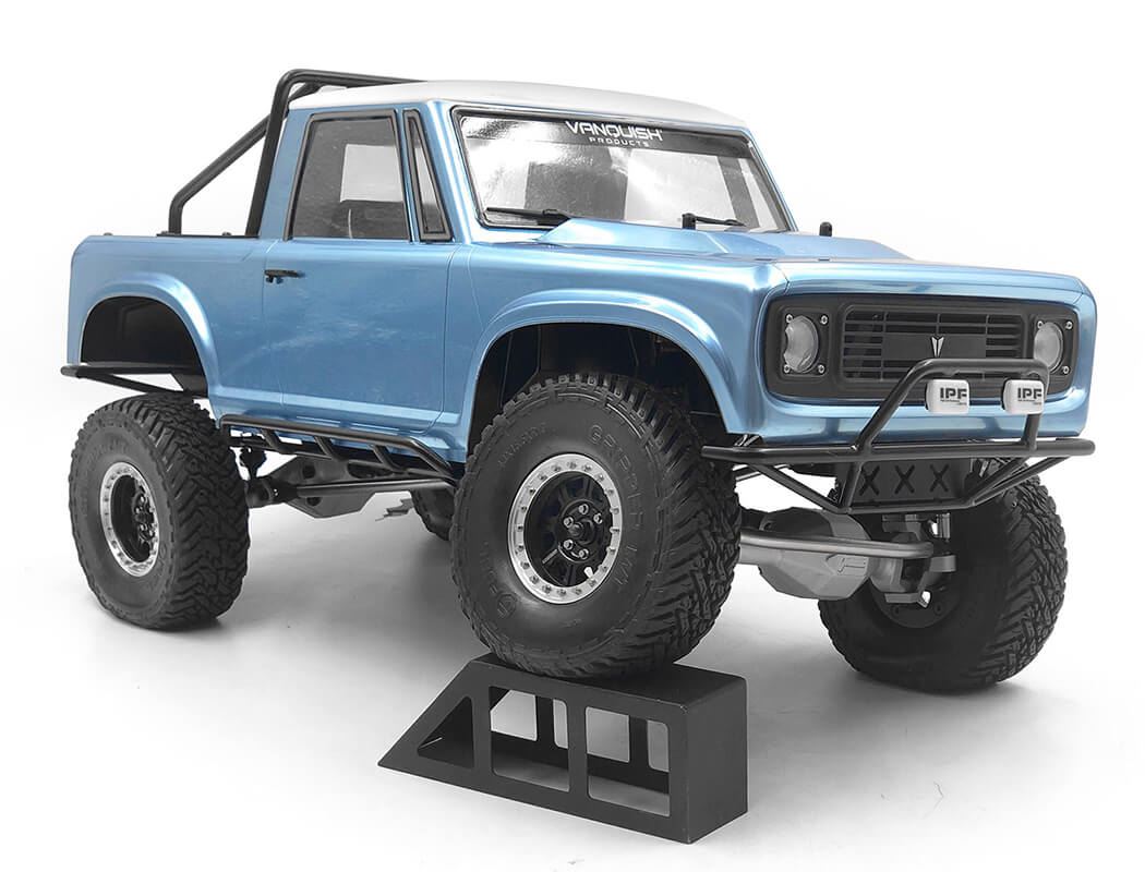 RC4WD TRI-X STEEL STINGER FRONT BUMPER W/IPF LIGHTS FOR VANQUISH VS4-10 ORIGIN BODY (BLACK)