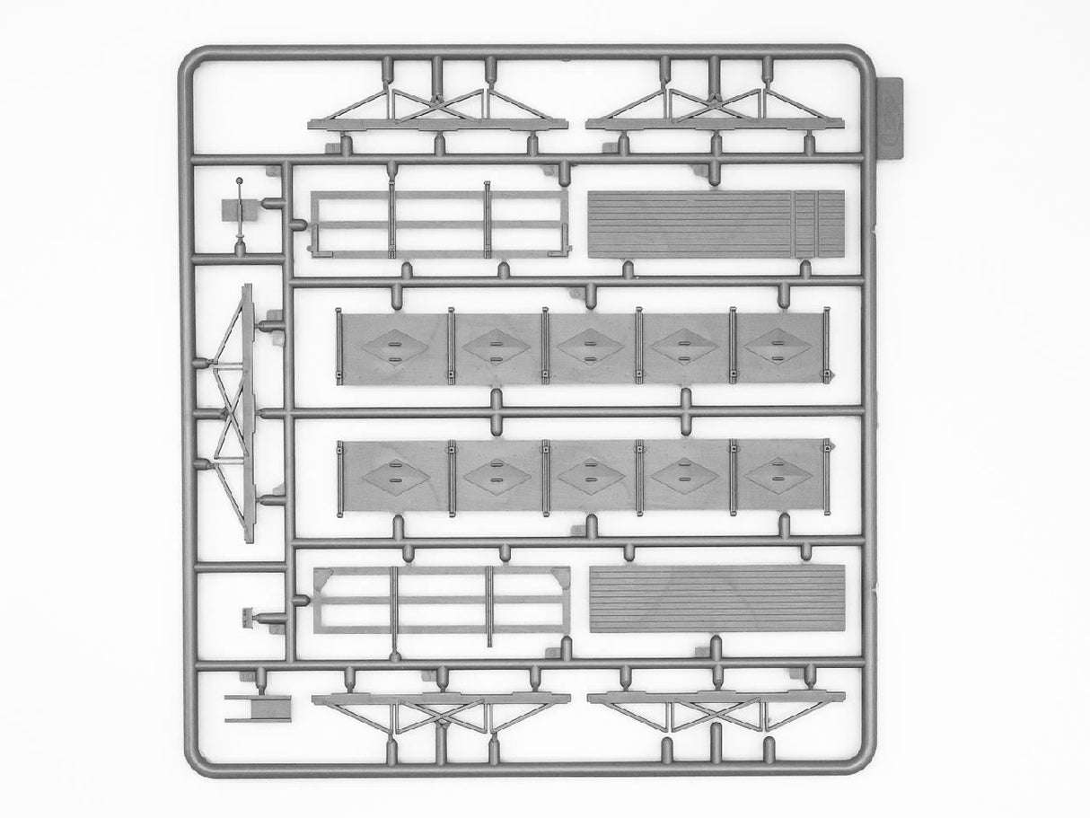 Icm Ahn 'Gulaschkanone' Truck With 4 Figures & Accessories