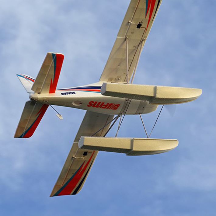 Fms 1400Mm Kingfisher Pnp With Wheels,Floats,Skis And Flaps