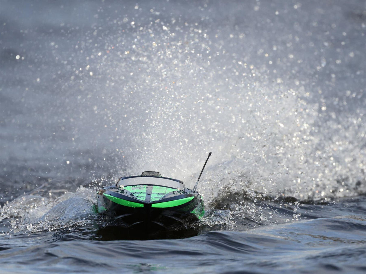 ProBoat Impulse 32 Brushless Deep-V RTR w/Smart, Black/Green
