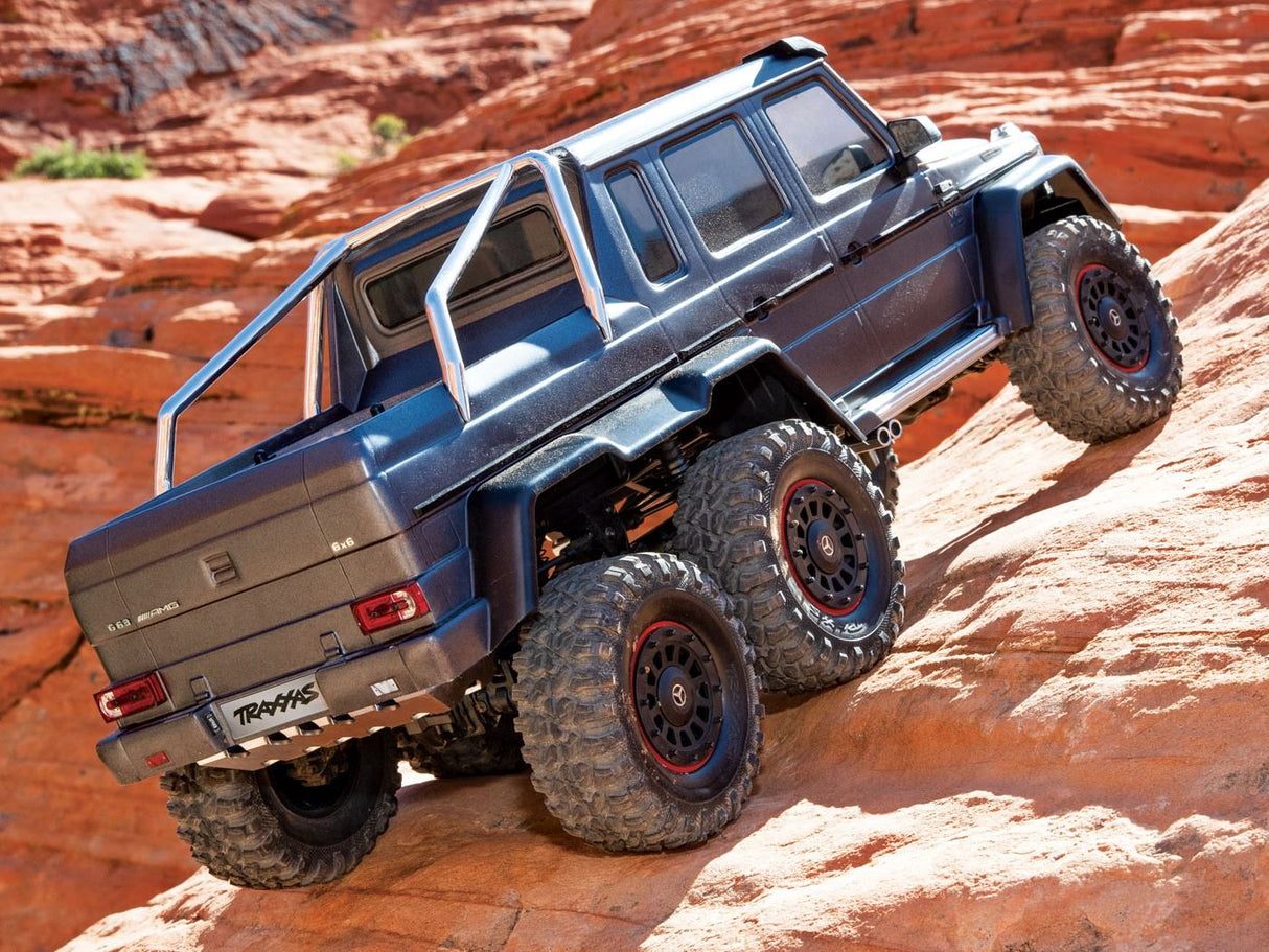 Traxxas TRX-6 6x6 Mercedes G63 Silver