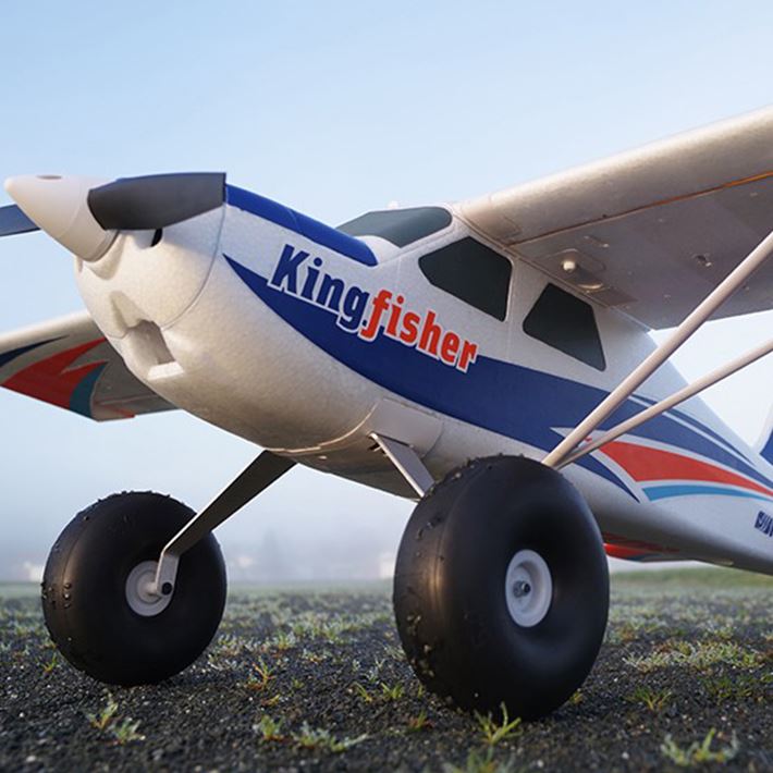 Fms 1400Mm Kingfisher Pnp With Wheels,Floats,Skis And Flaps