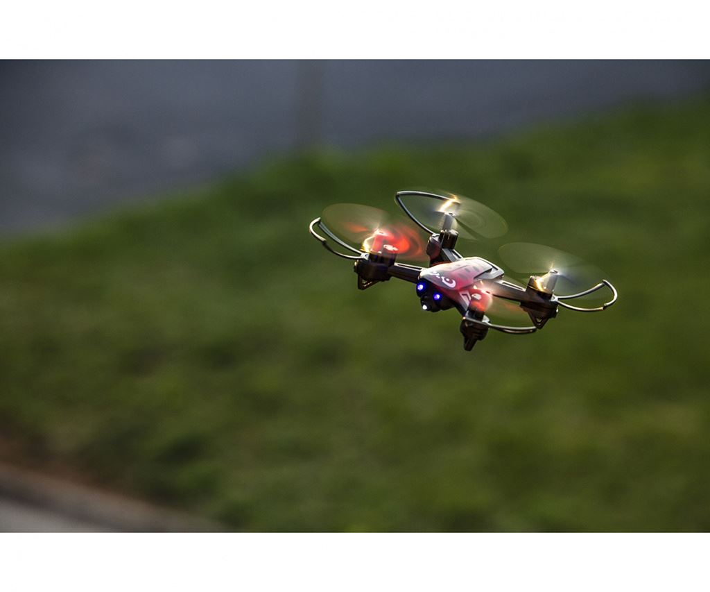 Carson X4 Quadcopter Angry Bug 2.0 100% RTF
