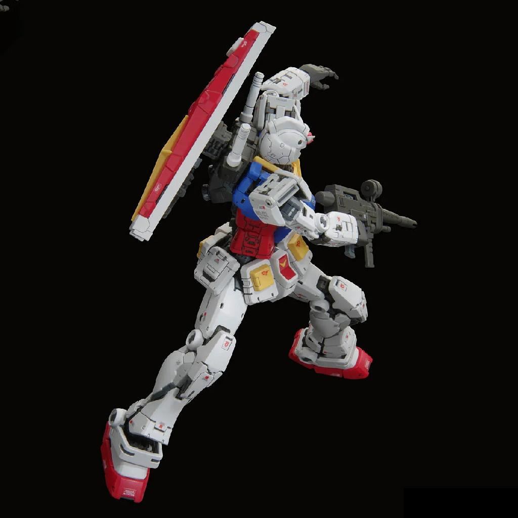 Bandai Hobby Rg 1/144 Rx-78-2 Gundam Version 2.0