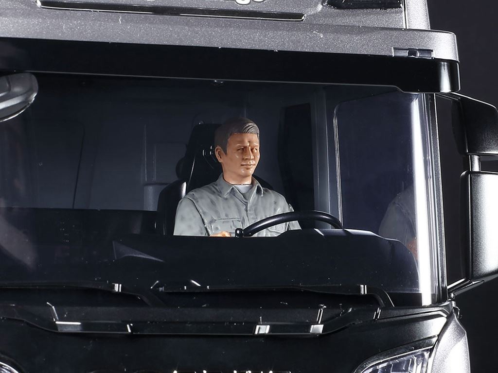 Tamiya Scania 8X4/4 Gun Metal