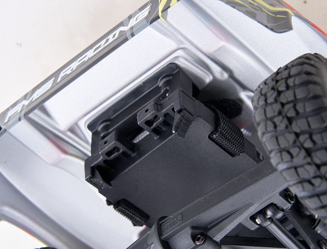 Fms Fsc24 1/24Th Chaser Truck Rtr - Red