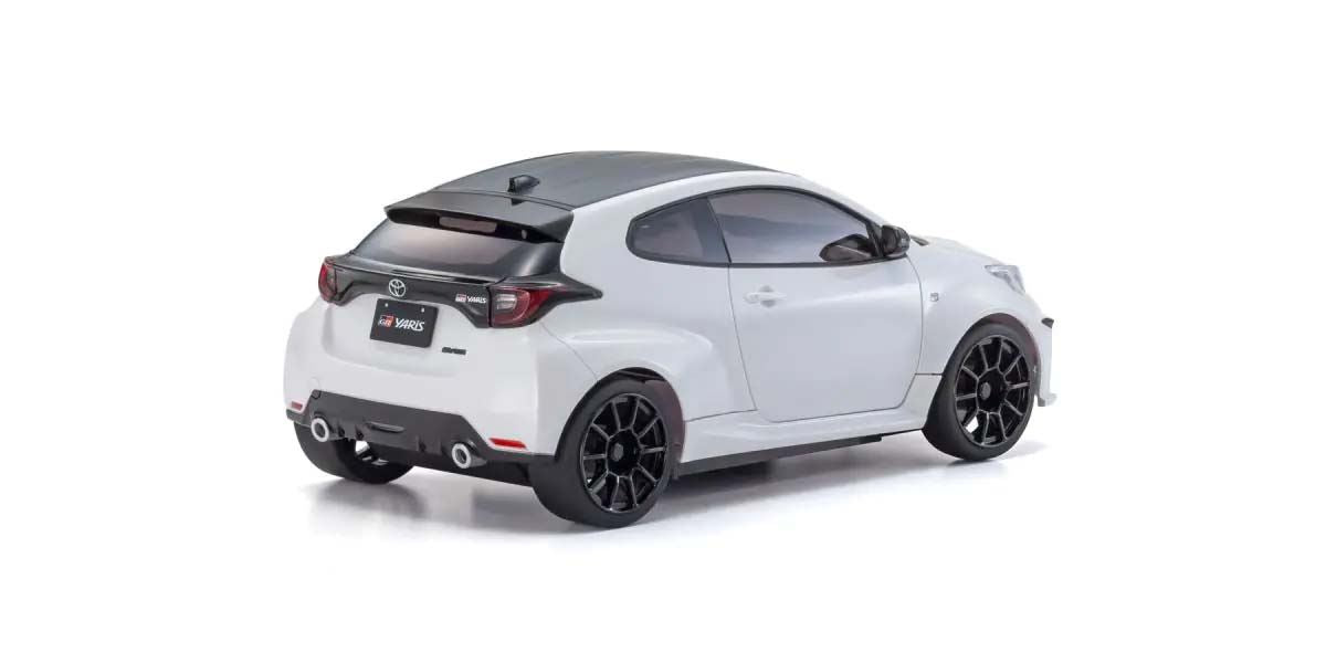 Kyosho Mini-Z Mr04 Rwd Toyota Yaris White (N-Hm/Kt531P) W/Gyro & Led
