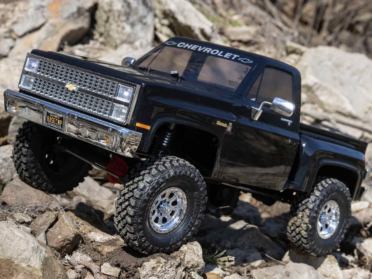 Axial 1/10 SCX10 III Base Camp 1982 Chevy K10 4X4 RTR, Black