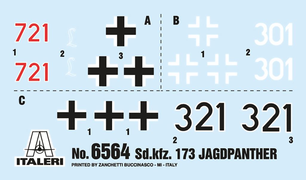 Italeri Jagdpanther with winter crew RR