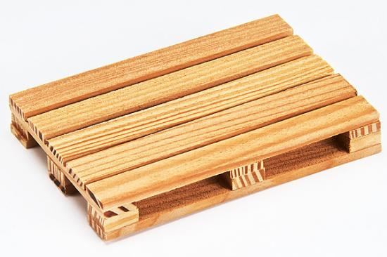 Tamiya Model Scale Wooden Euro Pallet (93 x 62 x 14mm)