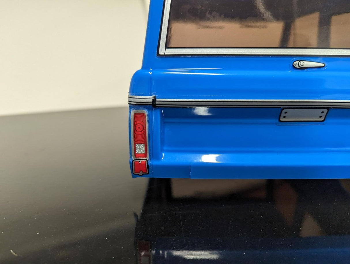 FTX OUTBACK PAINTED TREKA BODYSHELL - BLUE - GRADE B