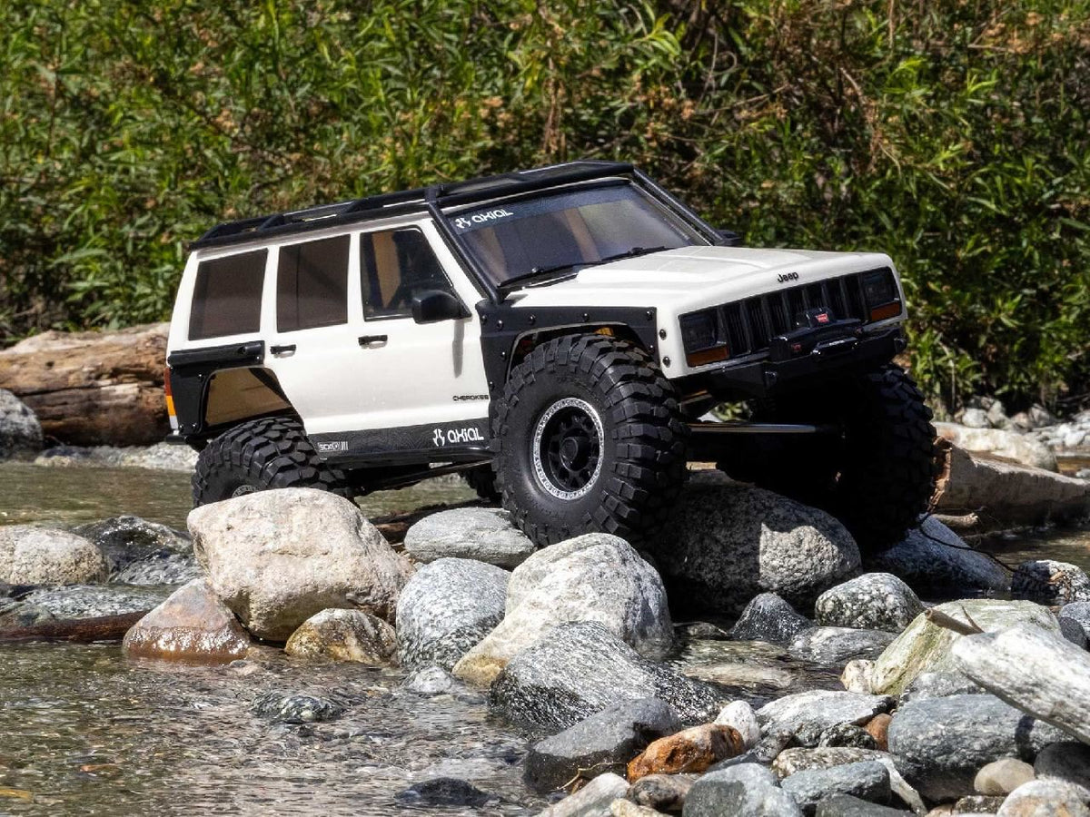 Axial 1/10 Scx10 Iii Jeep Cherokee Xj 4X4 Rtr Rock Crawler, White