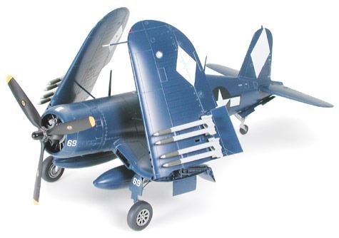 Tamiya 1/48 Vought F4U-1D Corsair With Moto Tug