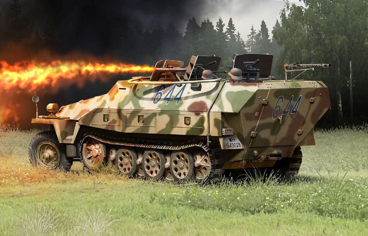 Dragon Sd.Kfz.251/16 Ausf.D Flammpanzerwagen