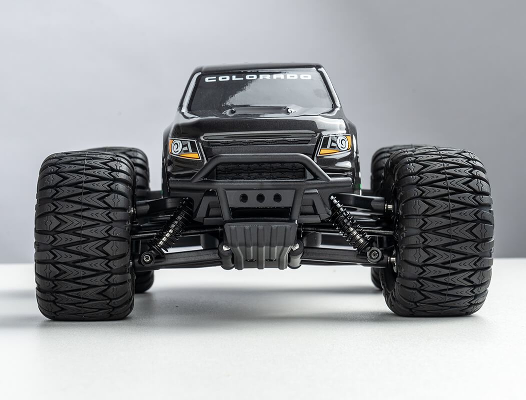 FMS FMT24 1/24TH CHEVROLET COLORADO TRUCK RTR - BLACK