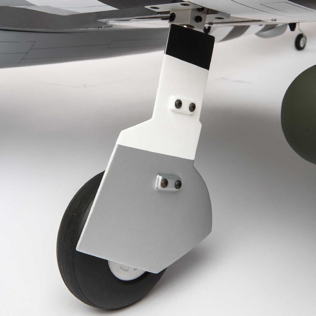 Hangar 9 P-47D Thunderbolt 20Cc Arf, 67In