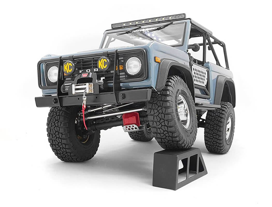 RC4WD OXER STEEL FRONT WINCH BUMPER FOR AXIAL SCX10 III EARLY FORD BRONCO (BLACK)