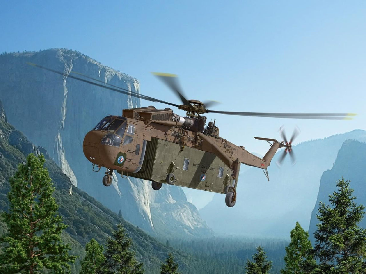 Icm Ch-54A Tarhe With Universal Military Pod