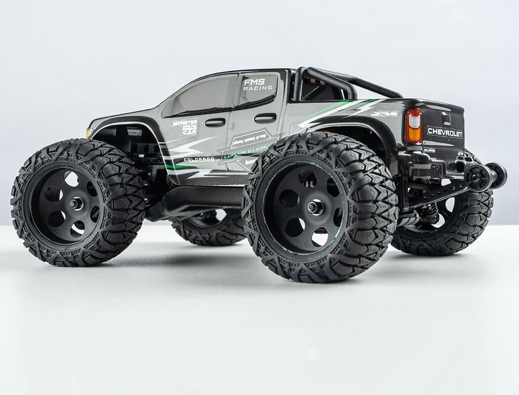 FMS FMT24 1/24TH CHEVROLET COLORADO TRUCK RTR - BLACK