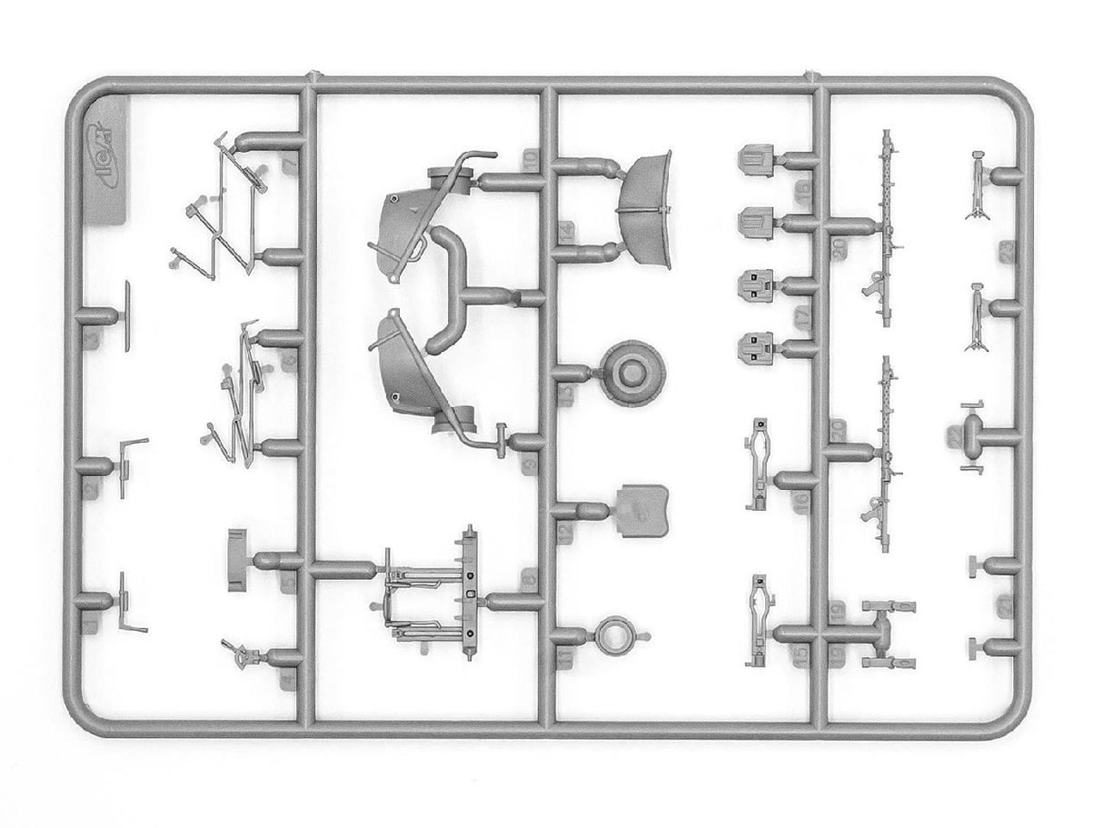 Icm S.E.Pkw Kfz.70 With Zwillingssockel 36, Wwii German Military Vehicle
