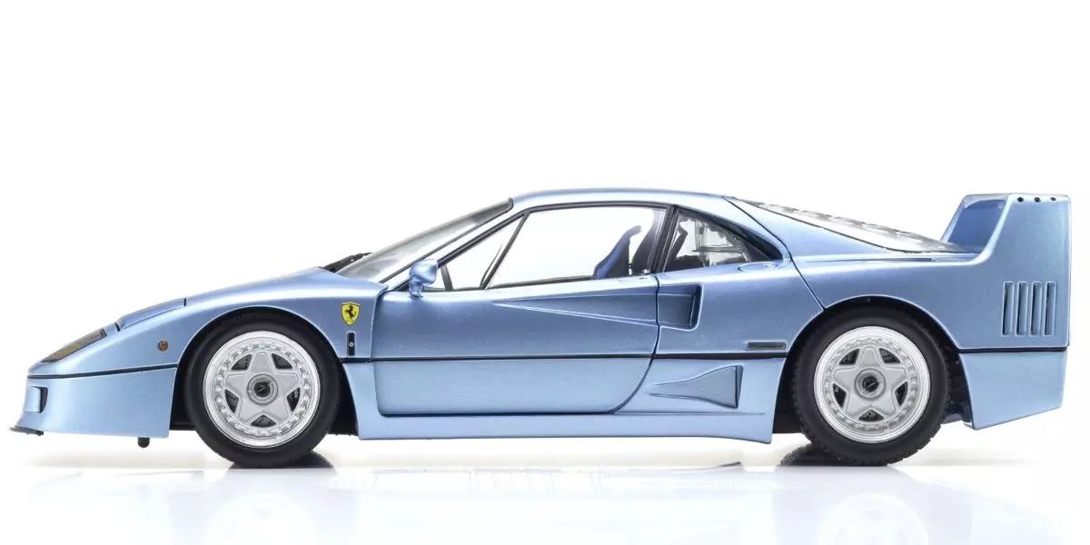 Kyosho 1:18 Ferrari F40 Light Blue Metallic 1987 Die-Cast Collection